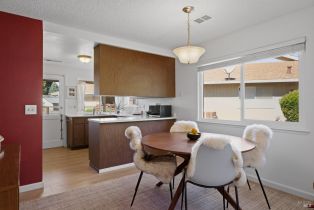 Single Family Residence,  Aspen Meadows circle, Santa Rosa, CA 95409 - 12