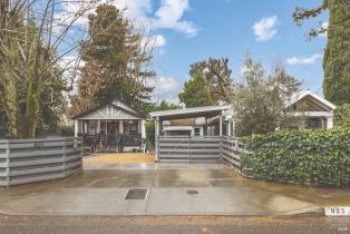 Single Family Residence, 823 Prince avenue, Healdsburg, CA 95448 - 2
