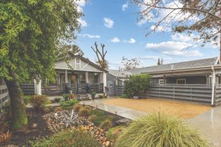 Single Family Residence, 823 Prince avenue, Healdsburg, CA 95448 - 5