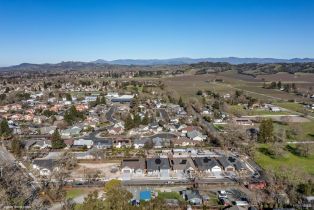 Single Family Residence,  Old Redwood -MAYWOOD LN highway, Santa Rosa, CA 95403 - 5