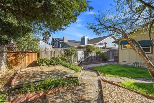 Single Family Residence,  Dartmouth way, Windsor, CA 95492 - 28