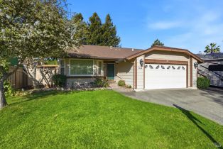 Single Family Residence, 123 Dartmouth Way, Windsor, CA  Windsor, CA 95492