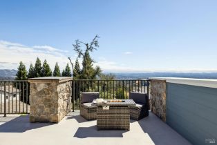 Single Family Residence,  Royal Manor place, Santa Rosa, CA 95404 - 59