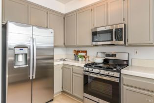 Single Family Residence,  Easton drive, Petaluma, CA 94952 - 9