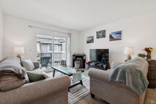 Condominium,  Mauro Pietro drive, Petaluma, CA 94954 - 8