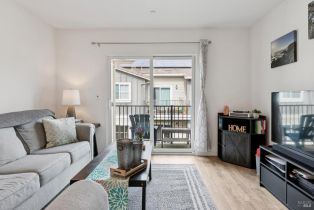 Condominium,  Mauro Pietro drive, Petaluma, CA 94954 - 9