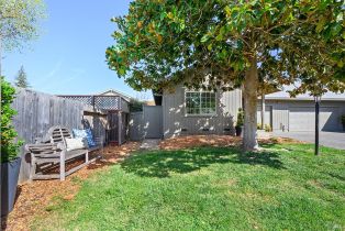 Residential Income, 437 University street, Healdsburg, CA 95448 - 54