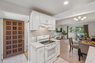 Condominium,  Neotomas avenue, Santa Rosa, CA 95405 - 9