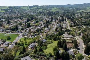 Single Family Residence,  Linda Mesa way, Napa, CA 94558 - 35
