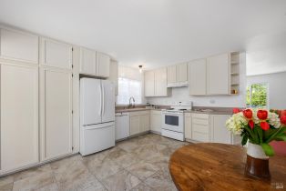 Single Family Residence,  Lupine road, Healdsburg, CA 95448 - 8