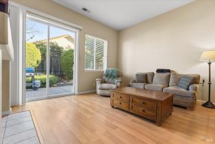 Single Family Residence,  Birdie drive, Windsor, CA 95492 - 4