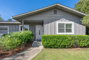 Single Family Residence,  Prentice drive, Healdsburg, CA 95448 - 5