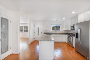 Single Family Residence,  Prentice drive, Healdsburg, CA 95448 - 9