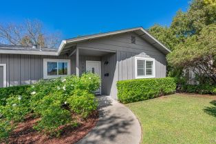 Single Family Residence,  Prentice drive, Healdsburg, CA 95448 - 3