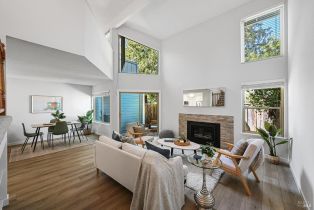 Townhouse,  Marylyn circle, Petaluma, CA 94954 - 3