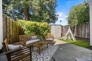 Townhouse,  Marylyn circle, Petaluma, CA 94954 - 11