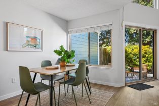 Townhouse,  Marylyn circle, Petaluma, CA 94954 - 9