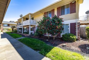 Condominium,  stony point road, Santa Rosa, CA 95401 - 2