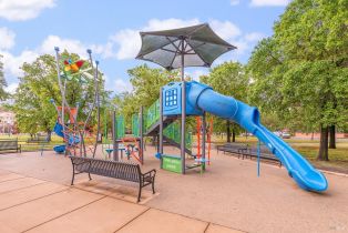 Townhouse,  Johnson street, Windsor, CA 95492 - 29