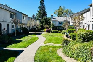 Townhouse,  Front street, Healdsburg, CA 95448 - 3