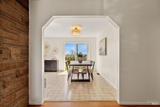 Single Family Residence, Pauline court, Santa Rosa, CA 95401 - 5