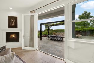 Single Family Residence,  Cardwell court, Napa, CA 94559 - 22