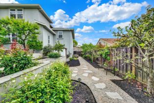 Single Family Residence,  Cardwell court, Napa, CA 94559 - 83