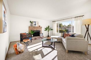 Single Family Residence,  Eileen drive, Sebastopol, CA 95472 - 5