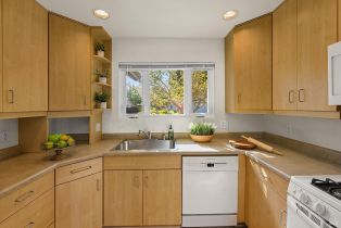 Single Family Residence,  Eileen drive, Sebastopol, CA 95472 - 13