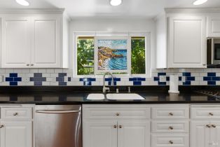 Single Family Residence, Oak Leaf drive, Santa Rosa, CA 95409 - 4