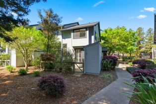 Condominium,  Village parkway, Napa, CA 94558 - 37