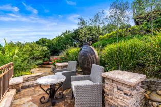 Single Family Residence, Swiss court, Napa, CA 94558 - 13