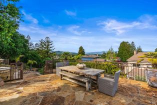 Single Family Residence, Swiss court, Napa, CA 94558 - 18