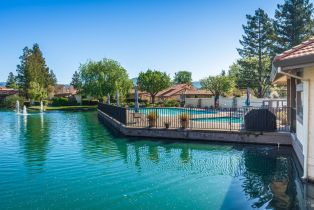 Condominium,  Fountain Grove circle, Napa, CA 94558 - 2