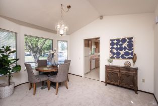 Condominium,  Fountain Grove circle, Napa, CA 94558 - 14