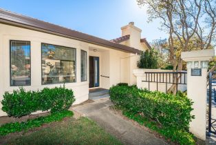 Condominium,  Fountain Grove circle, Napa, CA 94558 - 6