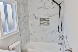 Single Family Residence,  Alden court, Windsor, CA 95492 - 8