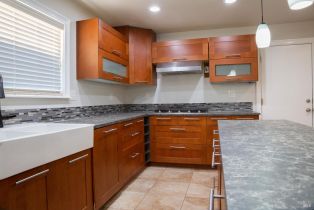Single Family Residence,  Alden court, Windsor, CA 95492 - 3