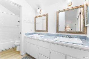 Single Family Residence,  Sylvan court, Healdsburg, CA 95448 - 18