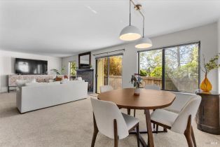 Single Family Residence,  Sylvan court, Healdsburg, CA 95448 - 9