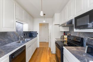Single Family Residence,  Sylvan court, Healdsburg, CA 95448 - 15
