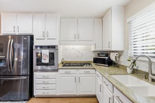 Single Family Residence,  Sierra avenue, Napa, CA 94558 - 6