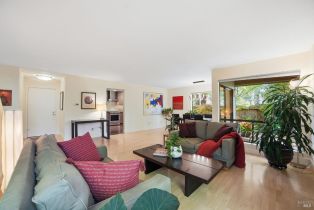 Single Family Residence,  Crofton court, Healdsburg, CA 95448 - 4