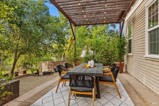 Single Family Residence,  Moonlight drive, Healdsburg, CA 95448 - 52