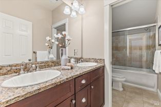 Single Family Residence,  Moonlight drive, Healdsburg, CA 95448 - 41