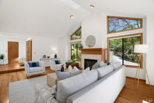 Single Family Residence, San Ramon way, Santa Rosa, CA 95409 - 11