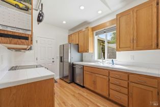 Single Family Residence, Fulton place, Windsor, CA 95492 - 11