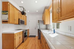 Single Family Residence, Fulton place, Windsor, CA 95492 - 13