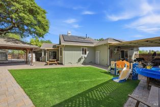 Single Family Residence, Fulton place, Windsor, CA 95492 - 37