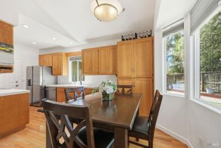 Single Family Residence, Fulton place, Windsor, CA 95492 - 10